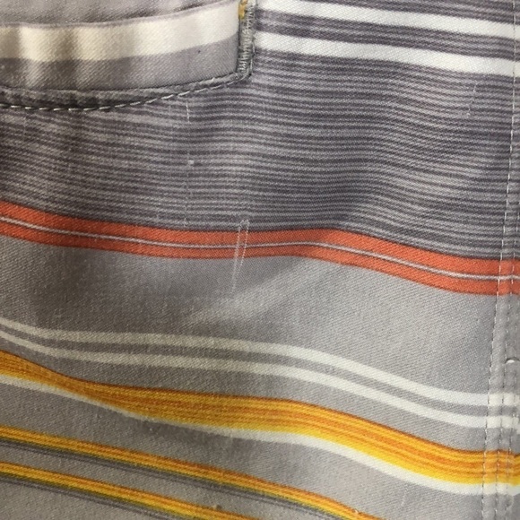 𝅺o’neil board shorts, size 30, in good condition! - Picture 4 of 12